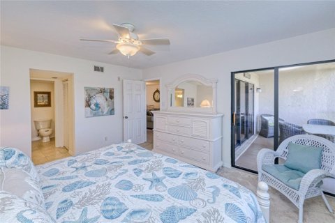 Condo in Punta Gorda, Florida, 2 bedrooms № 2115029 - photo 28