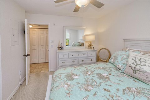 Condo in Punta Gorda, Florida, 2 bedrooms № 2115029 - photo 24