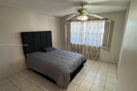 Condominio en venta en Miami, Florida, 2 dormitorios, 107.4 m2 № 2032260 - foto 13