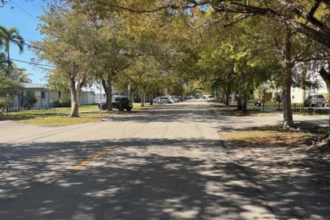 Condominio en venta en Miami, Florida, 2 dormitorios, 107.4 m2 № 2032260 - foto 4