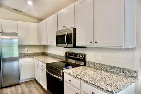 Casa en alquiler en Davenport, Florida, 3 dormitorios, 140.19 m2 № 1851733 - foto 8