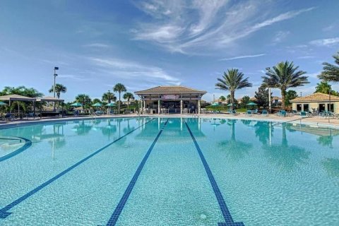 Condominio en venta en Davenport, Florida, 3 dormitorios, 166.02 m2 № 2221946 - foto 17