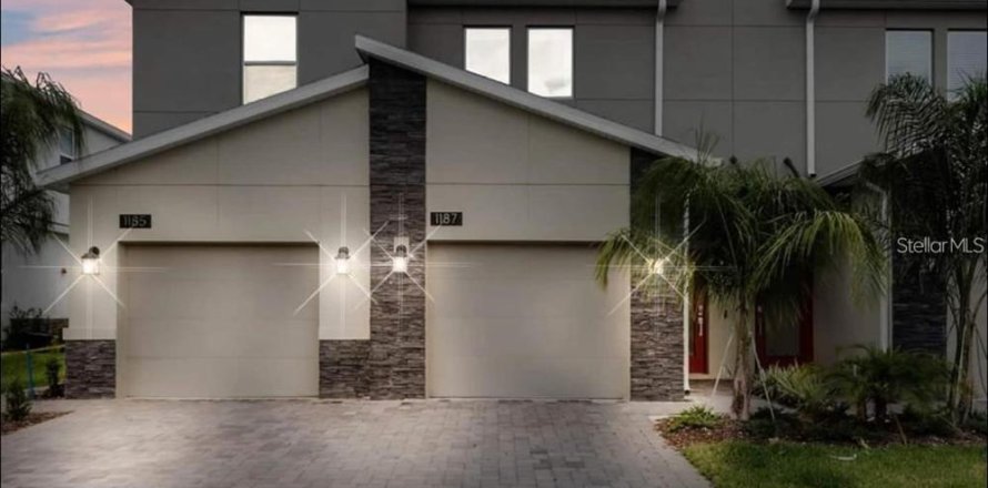 Condominio en Davenport, Florida, 3 dormitorios  № 2221946