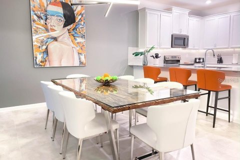 Condominio en venta en Davenport, Florida, 3 dormitorios, 166.02 m2 № 2221946 - foto 6