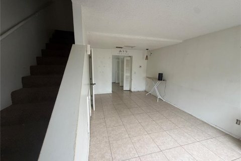 Touwnhouse à louer à Winter Springs, Floride: 2 chambres, 83.61 m2 № 2381028 - photo 2