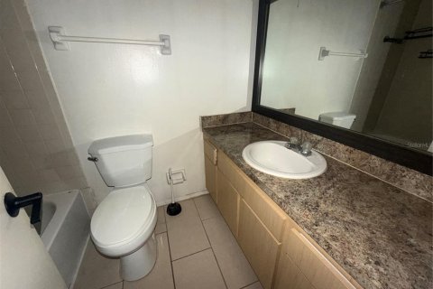 Touwnhouse à louer à Winter Springs, Floride: 2 chambres, 83.61 m2 № 2381028 - photo 10