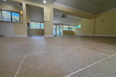 House in Lake Park, Florida 3 bedrooms, 192.31 sq.m. № 2154734 - photo 17