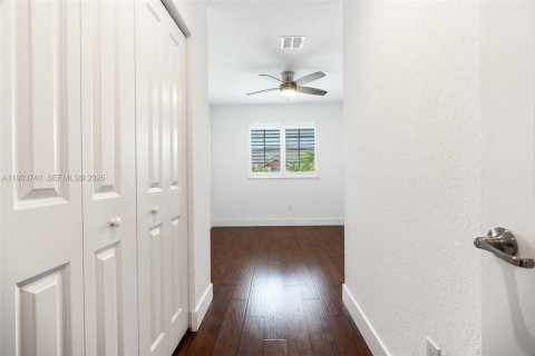 Adosado en alquiler en Davie, Florida, 3 dormitorios, 160.16 m2 № 1992006 - foto 20