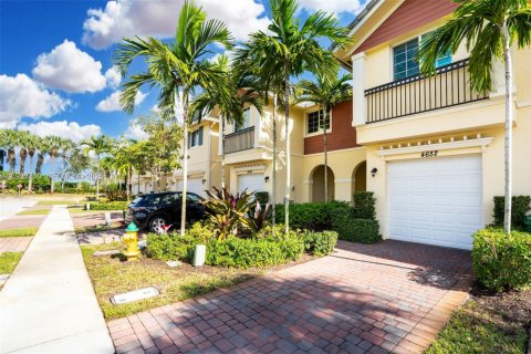 Adosado en alquiler en Davie, Florida, 3 dormitorios, 160.16 m2 № 1992006 - foto 3