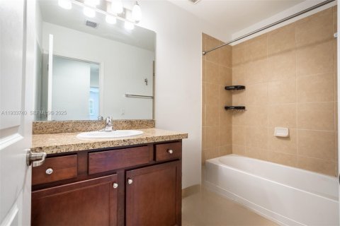 Adosado en alquiler en Davie, Florida, 3 dormitorios, 160.16 m2 № 1992006 - foto 30