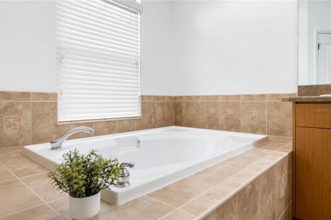 Casa en venta en Brooksville, Florida, 4 dormitorios, 253.07 m2 № 2203475 - foto 6