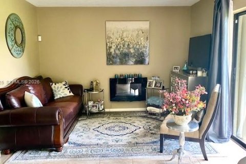 Touwnhouse à vendre à Miami, Floride: 3 chambres, 151.62 m2 № 2065877 - photo 5