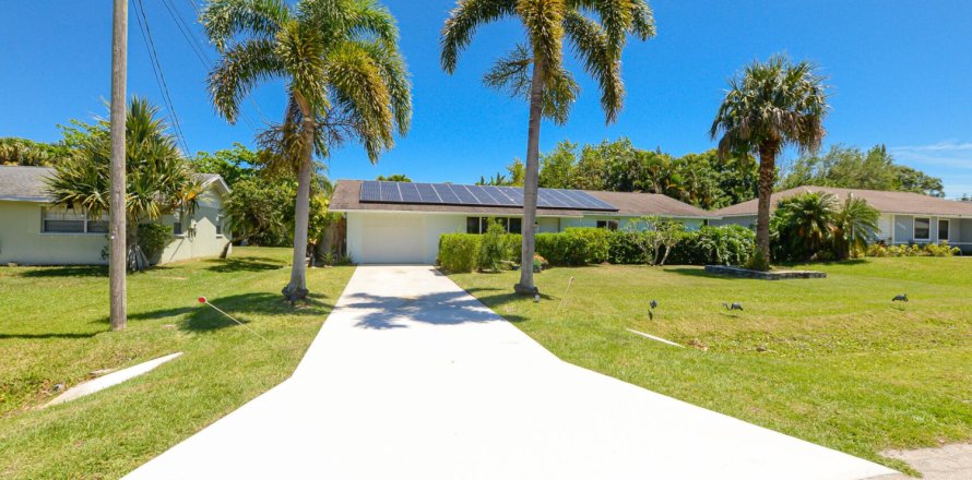 Villa ou maison à Fort Pierce, Floride 3 chambres, 127.83 m2 № 1119844