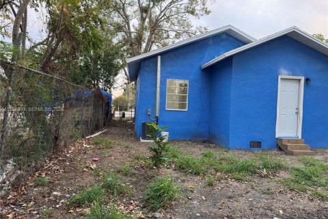 Купить виллу или дом в Себринг, Флорида 2 спальни, 77.76м2, № 2006460 - фото 3