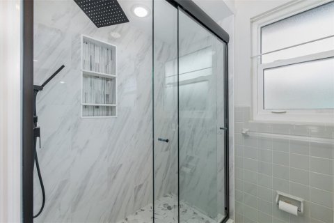 Villa ou maison à louer à Palm Harbor, Floride: 2 chambres, 132.11 m2 № 2107493 - photo 12