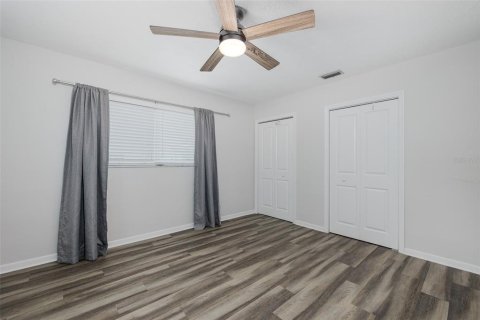 Villa ou maison à louer à Palm Harbor, Floride: 2 chambres, 132.11 m2 № 2107493 - photo 14