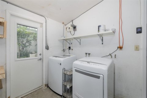 Villa ou maison à louer à Palm Harbor, Floride: 2 chambres, 132.11 m2 № 2107493 - photo 9
