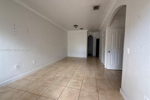 Condo in Homestead, Florida, 2 bedrooms  № 2053009 - photo 2