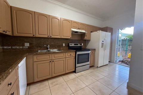 Condo in Homestead, Florida, 2 bedrooms  № 2053009 - photo 8