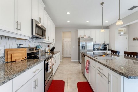 Touwnhouse à louer à Lutz, Floride: 3 chambres, 200.02 m2 № 2415384 - photo 12
