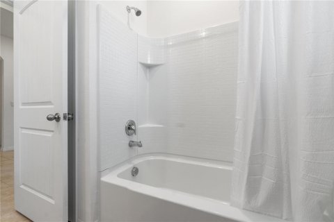 Casa en venta en Saint Cloud, Florida, 4 dormitorios, 195.65 m2 № 1836954 - foto 24
