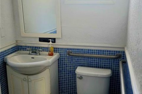 Immobilier commercial à louer à Venice, Floride: 148.64 m2 № 2214864 - photo 24