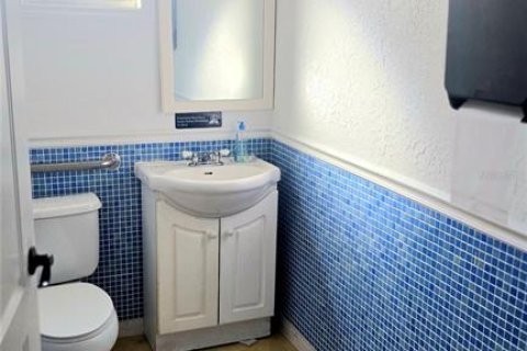 Immobilier commercial à louer à Venice, Floride: 148.64 m2 № 2214864 - photo 23