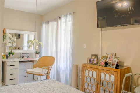 Condo in Miami, Florida, 2 bedrooms  № 1799460 - photo 20