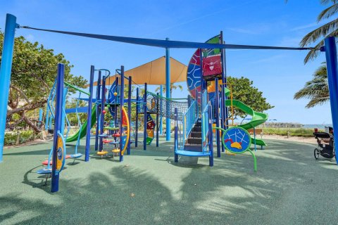 Casa en venta en Pompano Beach, Florida, 3 dormitorios, 109.07 m2 № 2145995 - foto 10