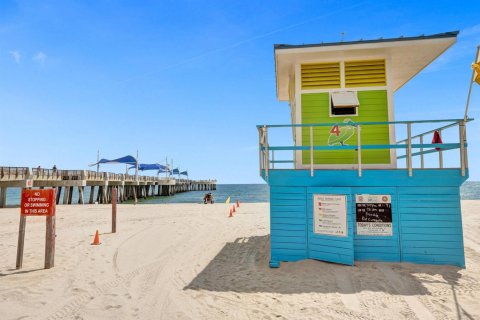 Casa en venta en Pompano Beach, Florida, 3 dormitorios, 109.07 m2 № 2145995 - foto 9
