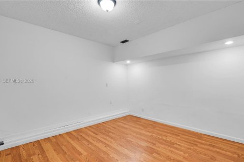 Villa ou maison à louer à Coral Springs, Floride: 3 chambres, 123.75 m2 № 2050127 - photo 24