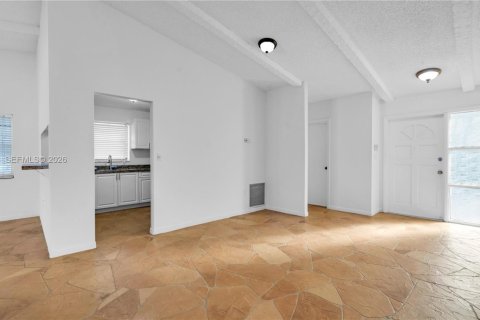 Villa ou maison à louer à Coral Springs, Floride: 3 chambres, 123.75 m2 № 2050127 - photo 5