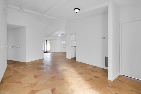 Villa ou maison à louer à Coral Springs, Floride: 3 chambres, 123.75 m2 № 2050127 - photo 4