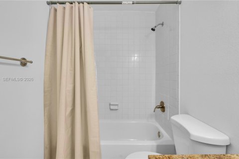 Villa ou maison à louer à Coral Springs, Floride: 3 chambres, 123.75 m2 № 2050127 - photo 17