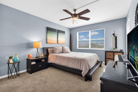 Condo in Oakland Park, Florida, 2 bedrooms  № 1854990 - photo 6