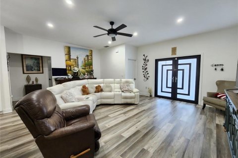 House in Naples, Florida 3 bedrooms, 149.57 sq.m. № 1853901 - photo 5