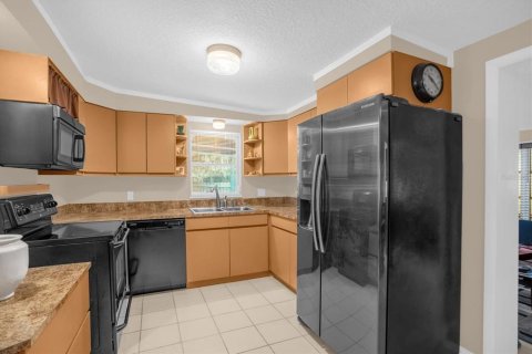 Villa ou maison à vendre à Yalaha, Floride: 2 chambres, 101.91 m2 № 2133701 - photo 10