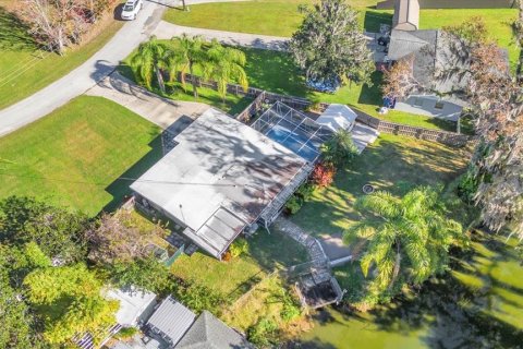 Villa ou maison à vendre à Yalaha, Floride: 2 chambres, 101.91 m2 № 2133701 - photo 4
