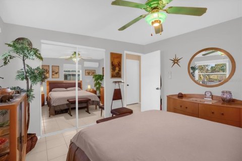 Villa ou maison à vendre à Yalaha, Floride: 2 chambres, 101.91 m2 № 2133701 - photo 15