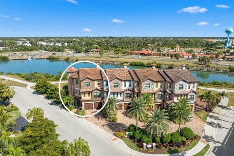 Casa en Venice, Florida 3 dormitorios, 299.05 m2 № 2141478