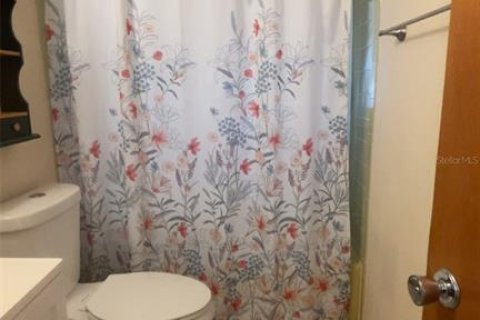 Villa ou maison à louer à Englewood, Floride: 2 chambres, 99.41 m2 № 1882789 - photo 18