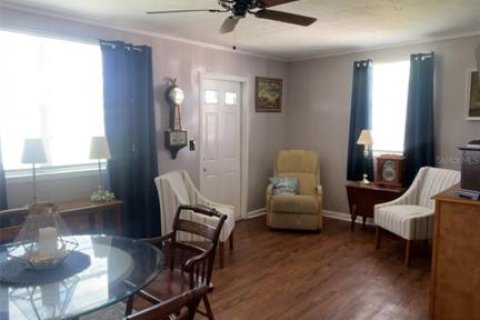 Villa ou maison à louer à Englewood, Floride: 2 chambres, 99.41 m2 № 1882789 - photo 13