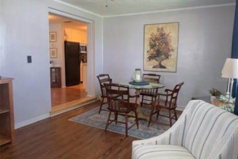 Villa ou maison à louer à Englewood, Floride: 2 chambres, 99.41 m2 № 1882789 - photo 14