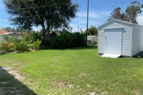 Villa ou maison à louer à Englewood, Floride: 2 chambres, 99.41 m2 № 1882789 - photo 26