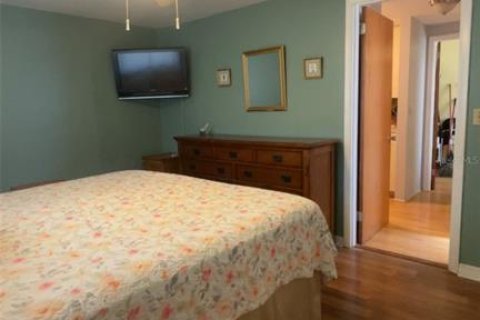 Villa ou maison à louer à Englewood, Floride: 2 chambres, 99.41 m2 № 1882789 - photo 20