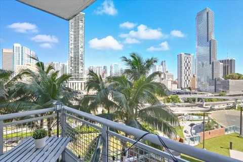 Condo in Miami, Florida, 2 bedrooms  № 2017069