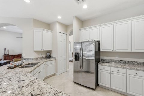 Villa ou maison à vendre à Jensen Beach, Floride: 4 chambres, 284 m2 № 2190266 - photo 21