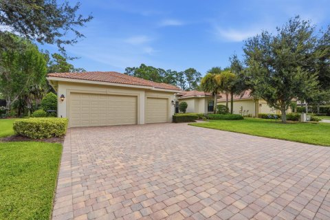 Villa ou maison à vendre à Jensen Beach, Floride: 4 chambres, 284 m2 № 2190266 - photo 3