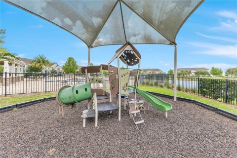 Townhouse in Orlando, Florida 3 bedrooms, 140.84 sq.m. № 2231595 - photo 23