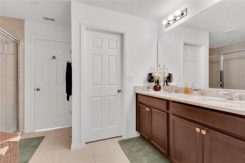 Townhouse in Orlando, Florida 3 bedrooms, 140.84 sq.m. № 2231595 - photo 14
